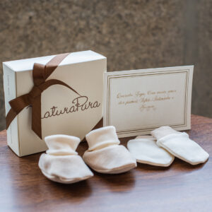 Ensemble moufles et chaussons
